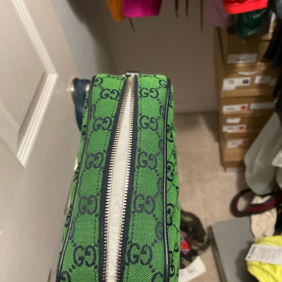 Purse - Picture 2 of 5